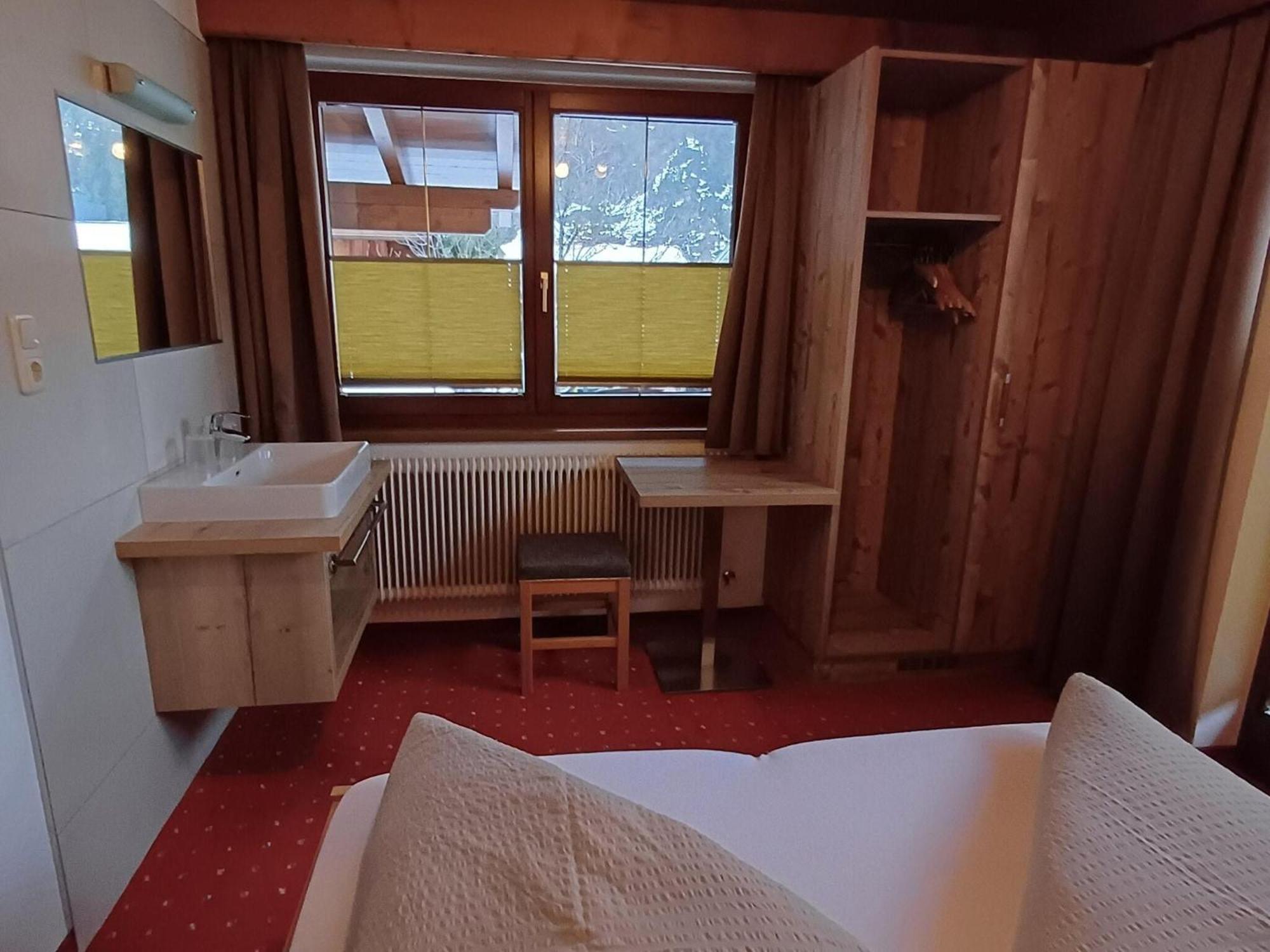 Modern Apartment In Langenfeld Near Ski Area Экстерьер фото